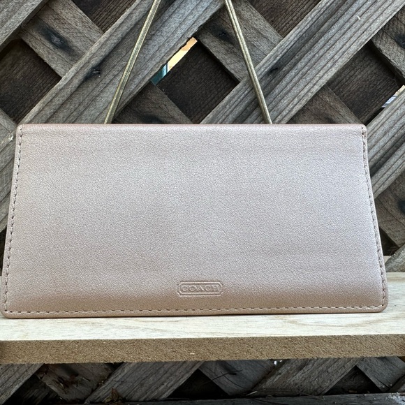 Coach Signature Soft Leather Checkbook - Picture 1 of 9